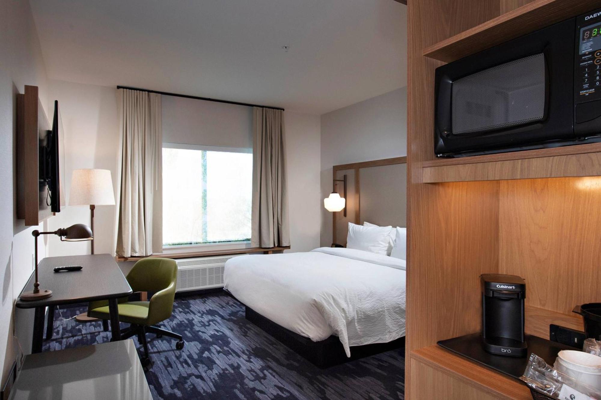 Fairfield Inn & Suites By Marriott Dayton North Murlin Heights Екстериор снимка
