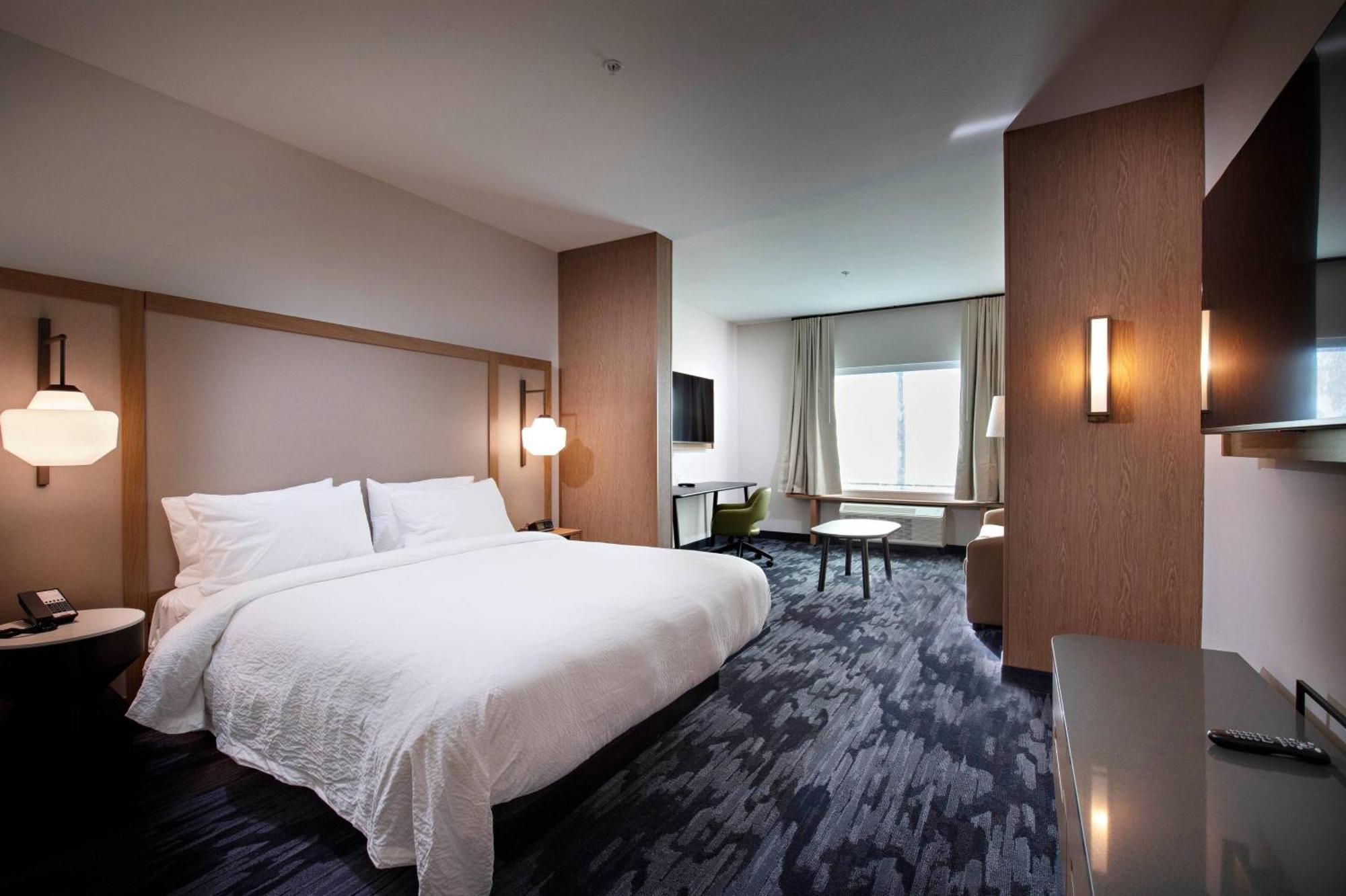 Fairfield Inn & Suites By Marriott Dayton North Murlin Heights Екстериор снимка